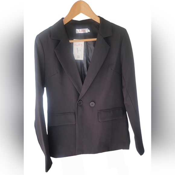 Black Blazer with pockets - New with Tags, Size 1. US XS. - Picture 2 of 8